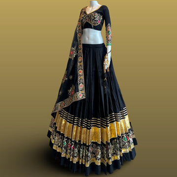 Rangleela Full set Lehengacholi