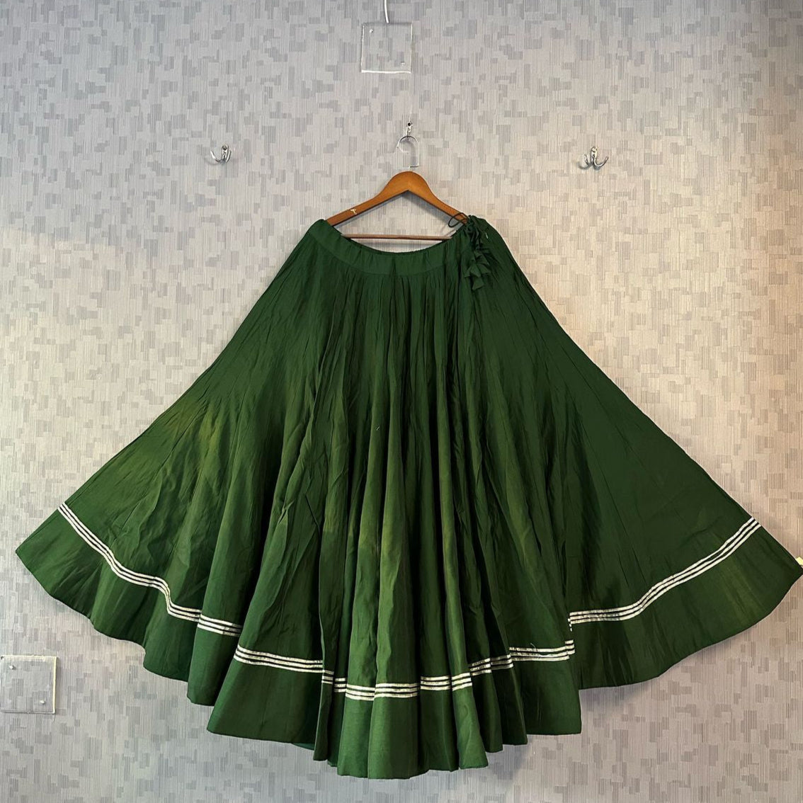 Color Green