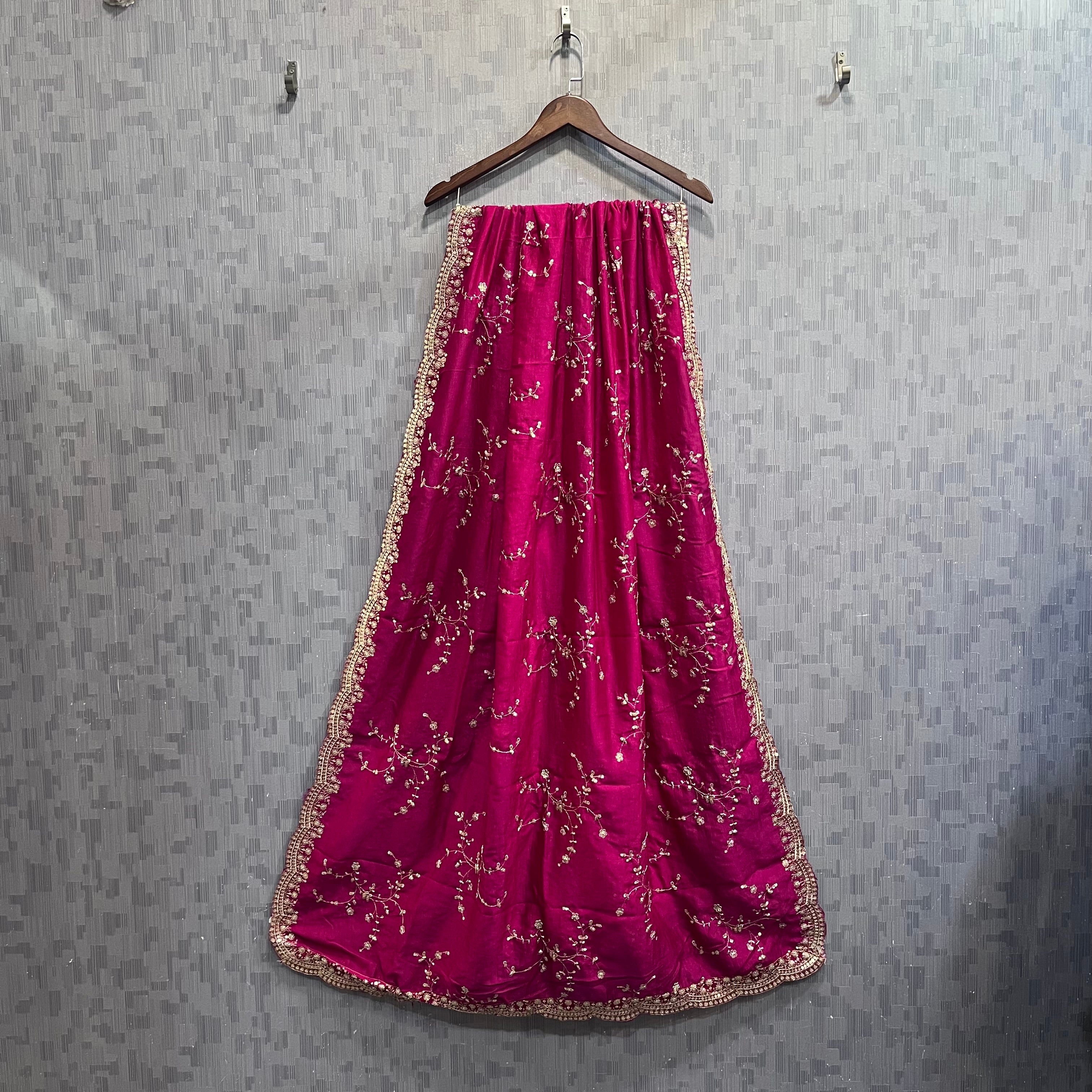 Volvo Jaal Dupatta