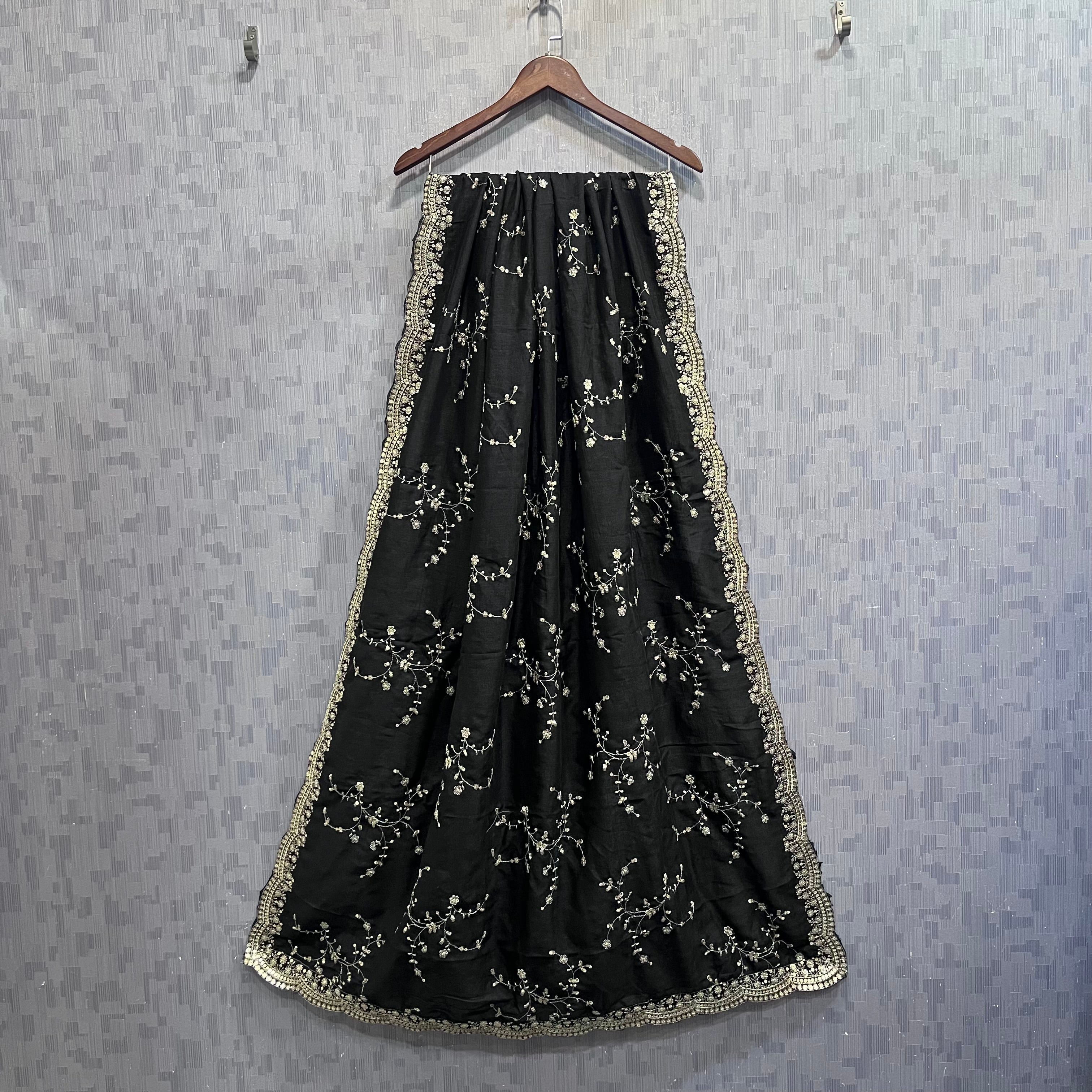 Volvo Jaal Dupatta