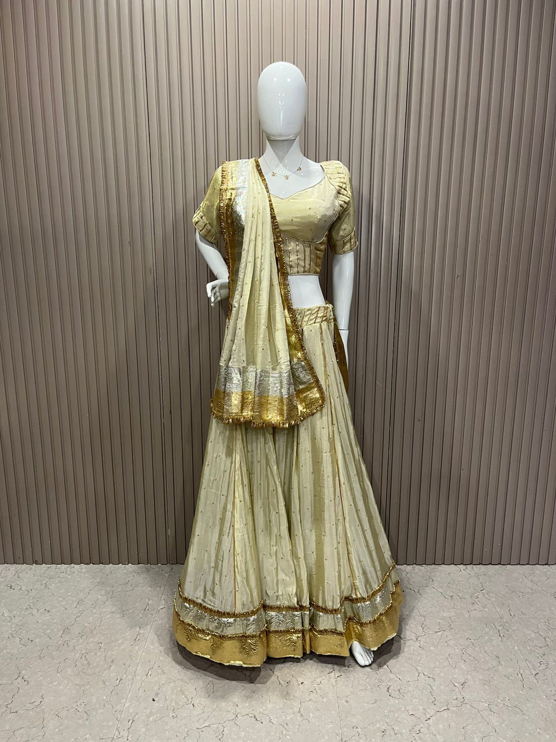 Shimmer Tissue Butti 3pc set