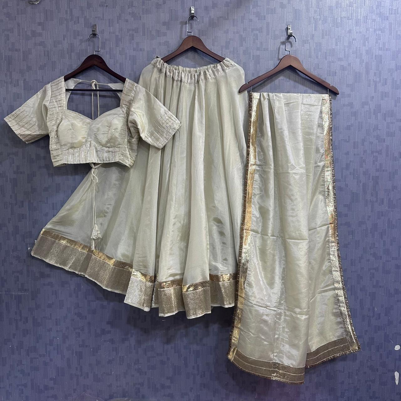 Shimmer tissue set