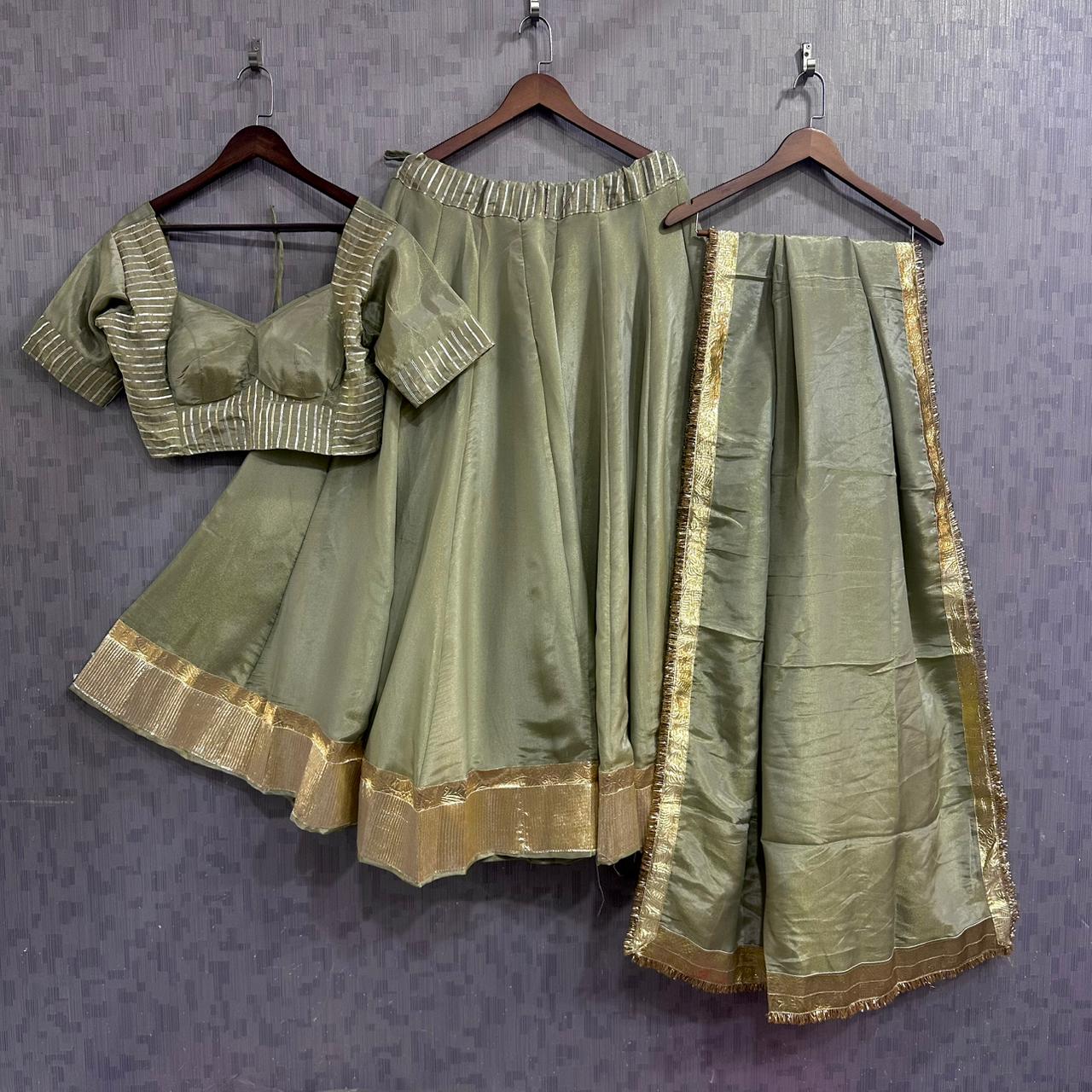 Shimmer tissue set