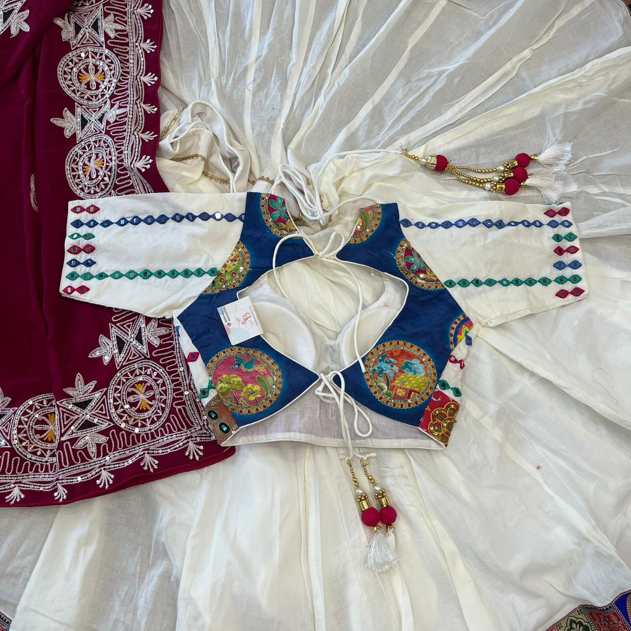 RAJAVI VINTAGE PAIR