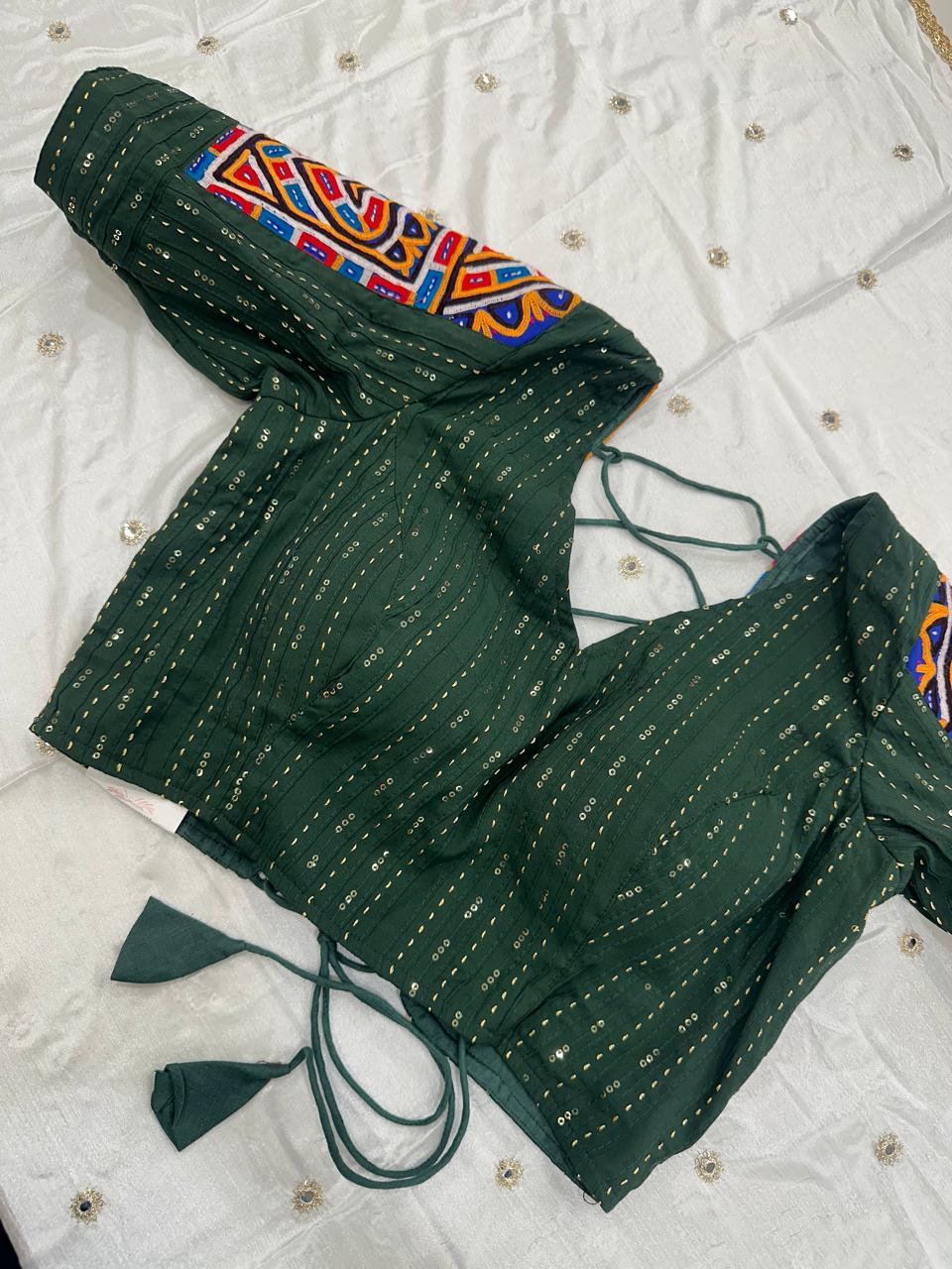 Gamthi sleeves Blouse