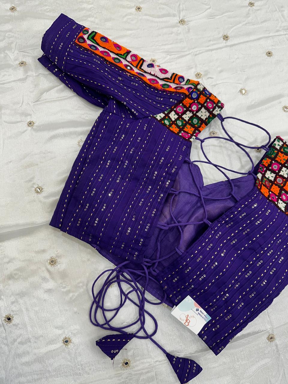 Gamthi sleeves Blouse