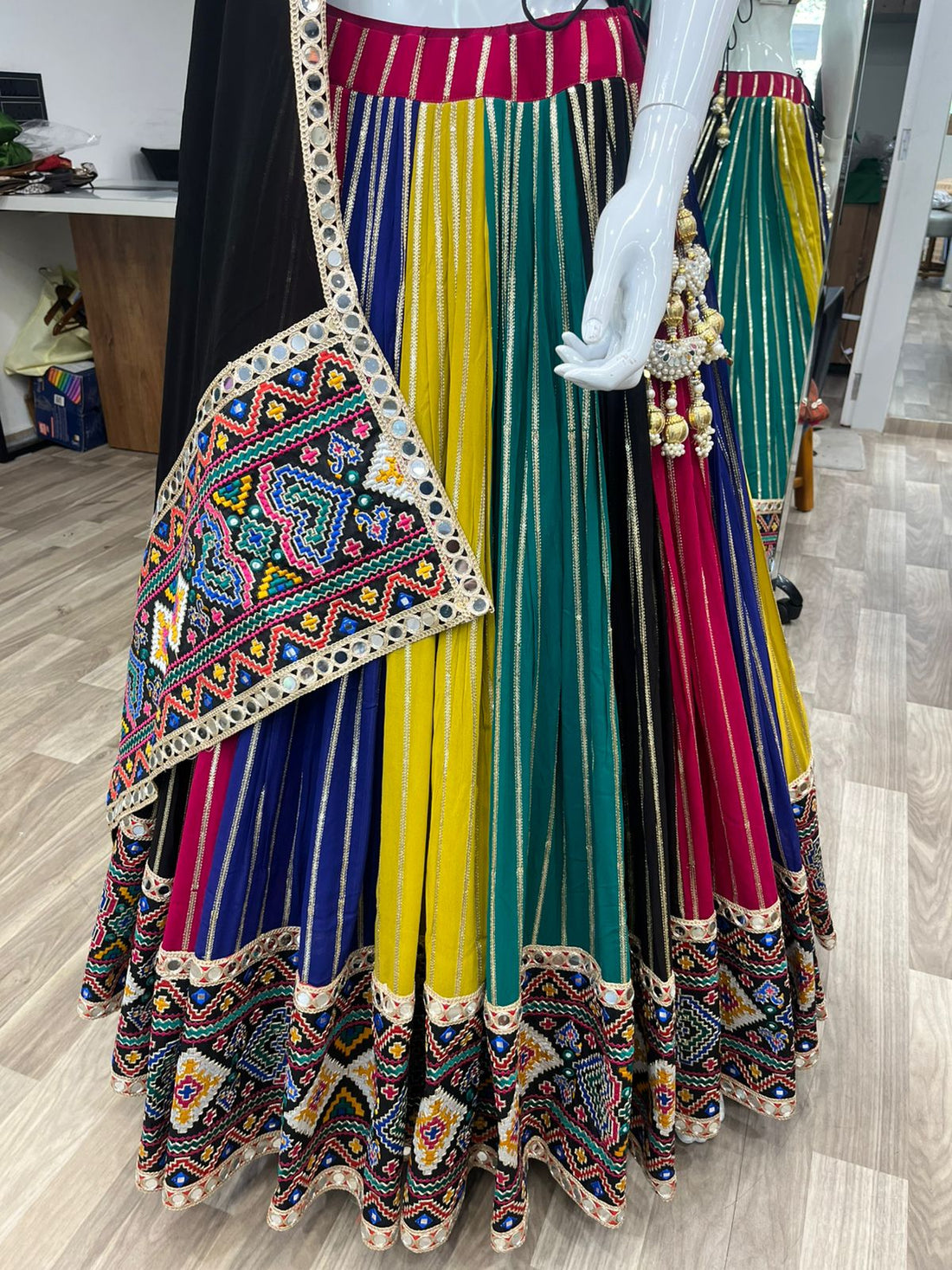 Multicolour set
