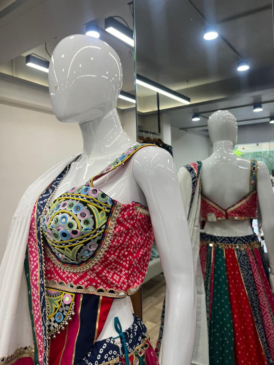 Multy Bandhani Pair