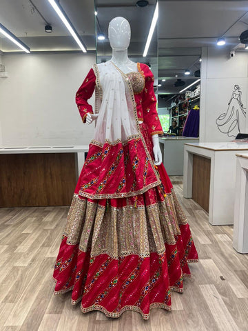 Dolly Chaniya Choli