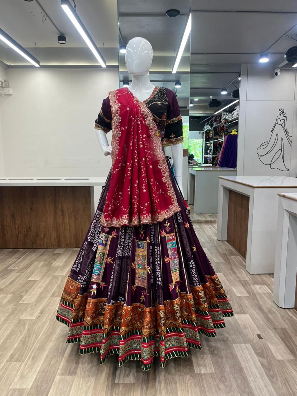 Mahii chaniya choli