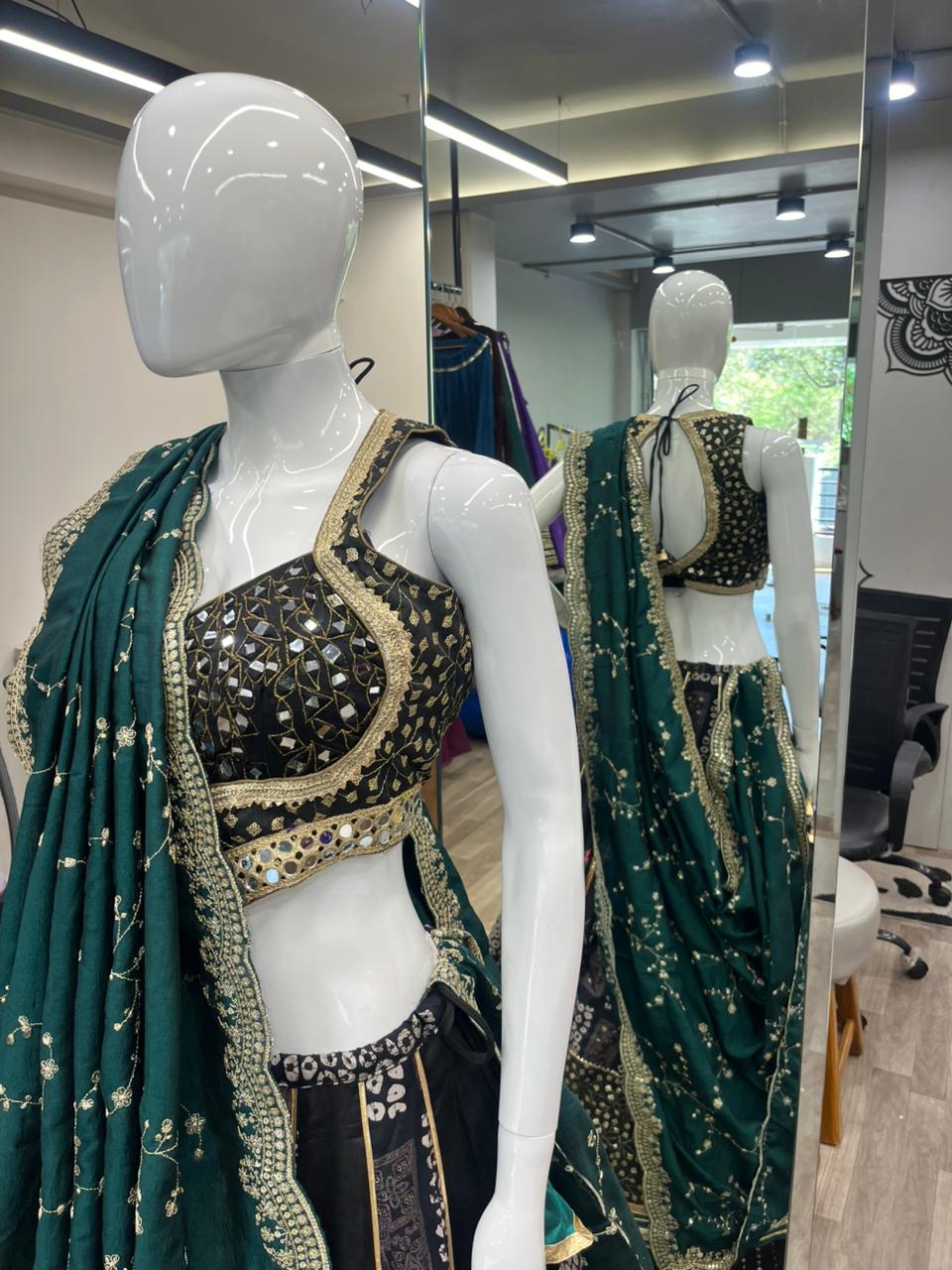 Mahii chaniya choli