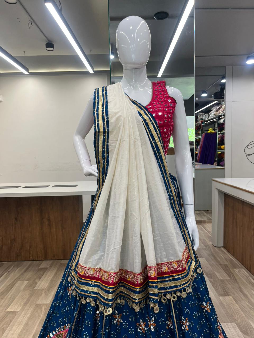 Himani Pair
