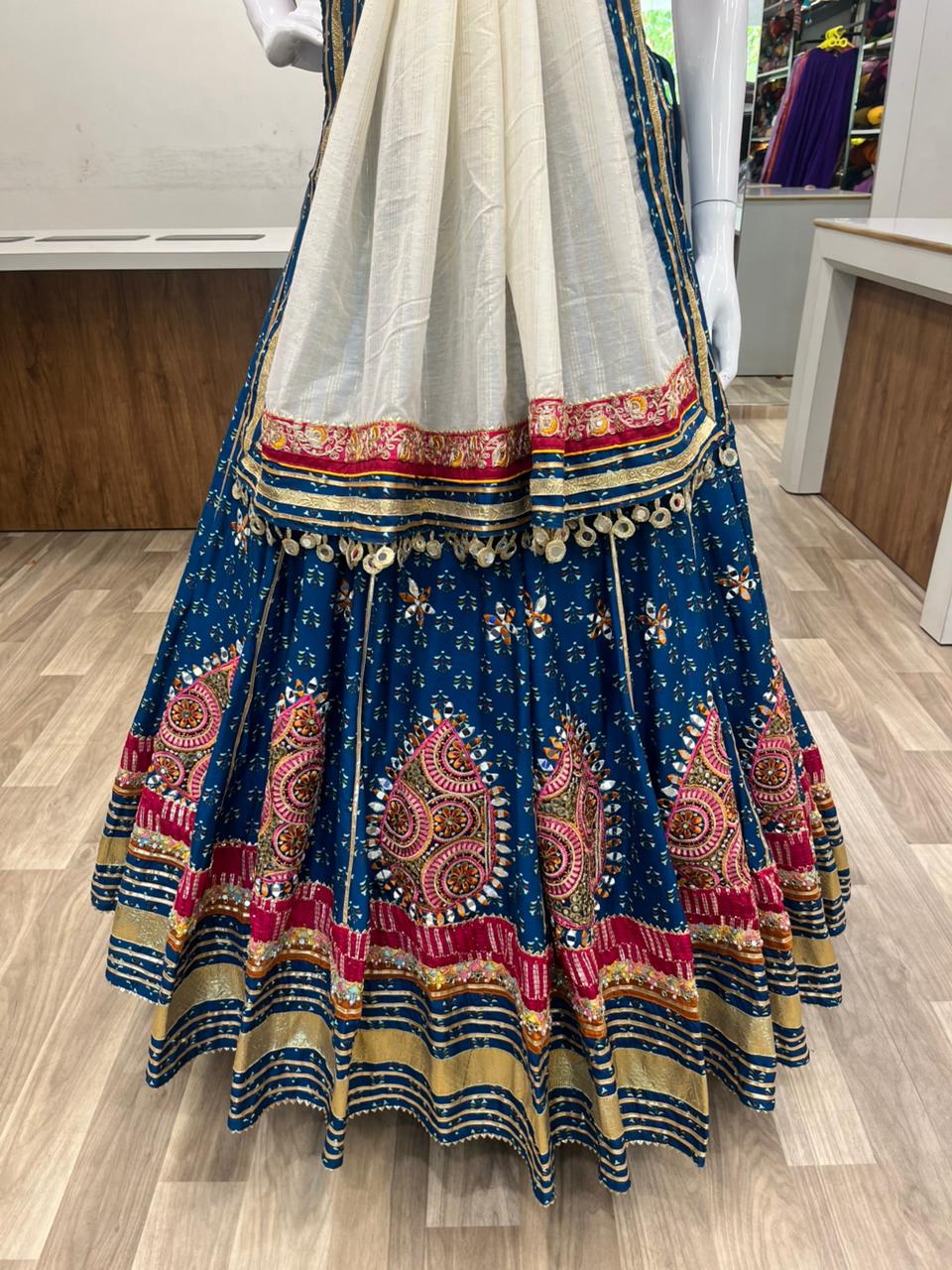 Himani Pair