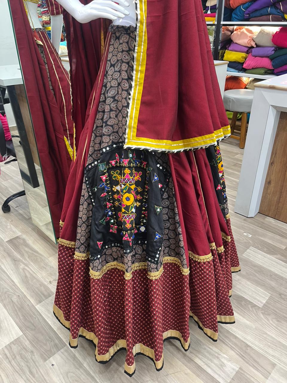 Maroon pink Gamthi Pair
