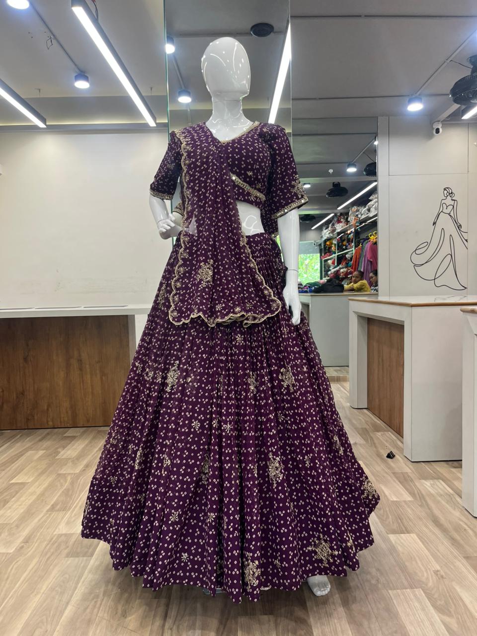 Aarvi Bandhani