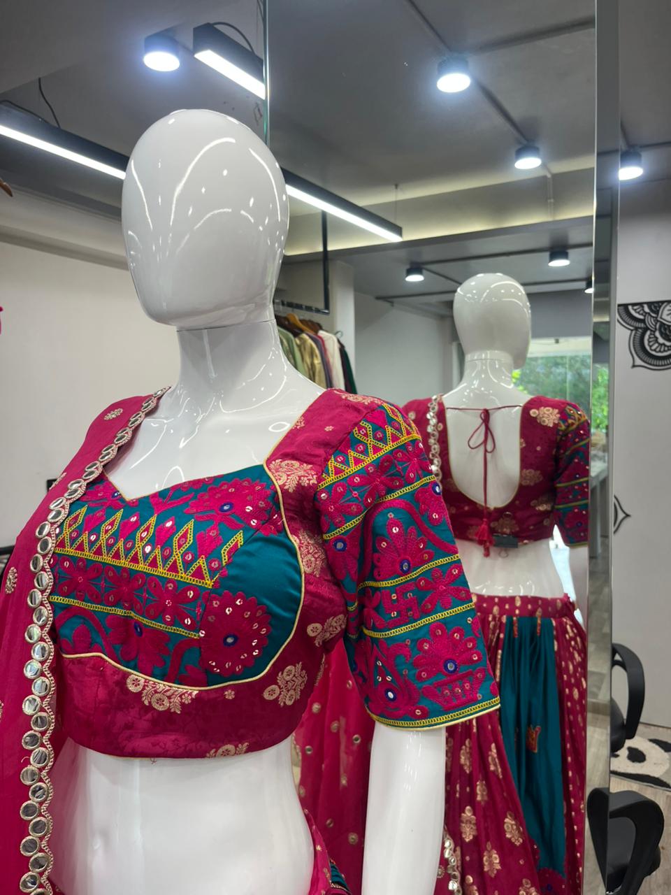 Aarohi chaniya choli