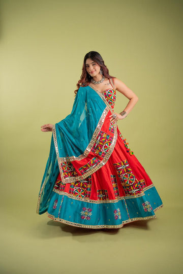 Laal Ishq Chaniya Choli