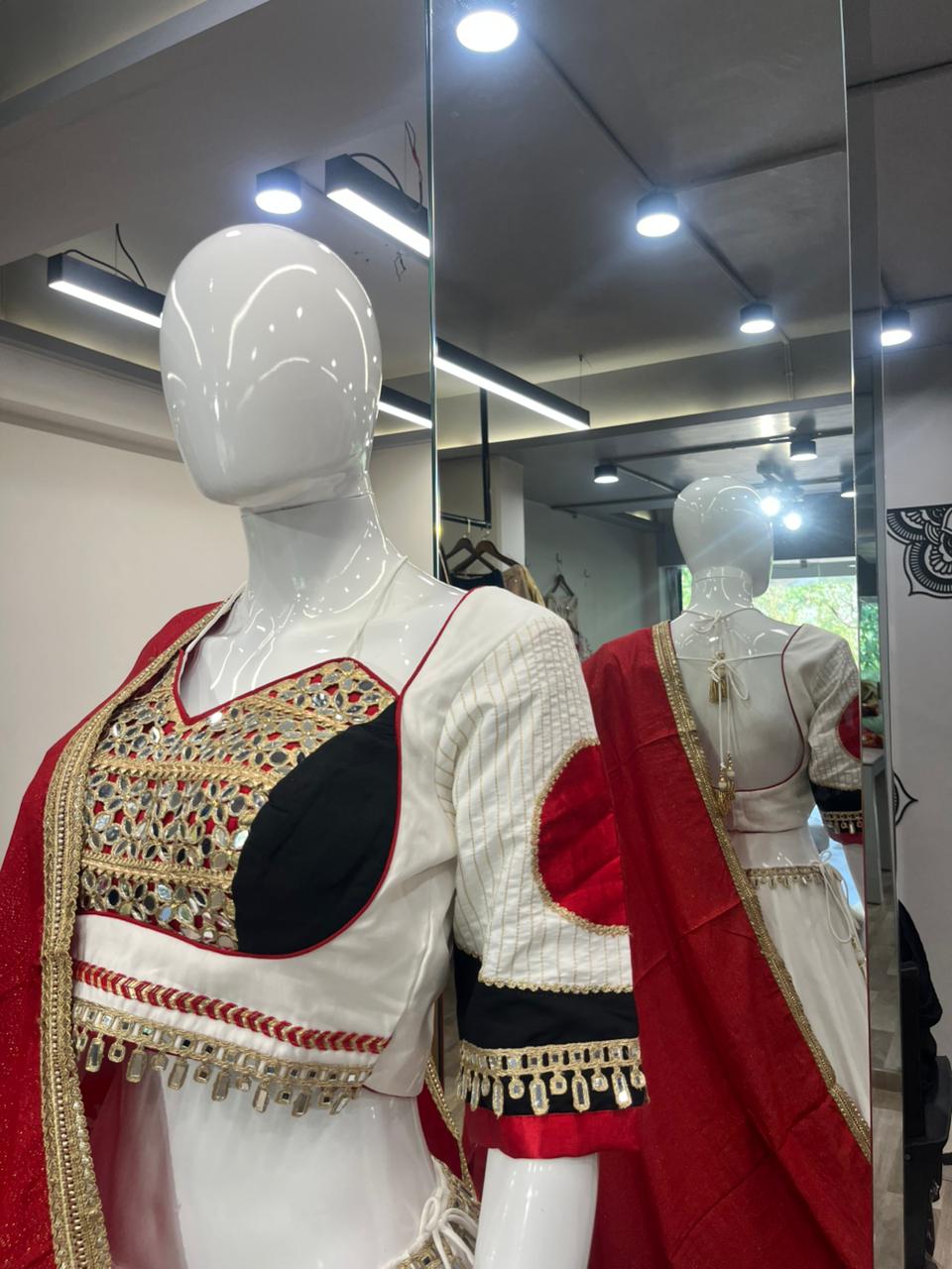 Mahi Mirror Chaniya Choli