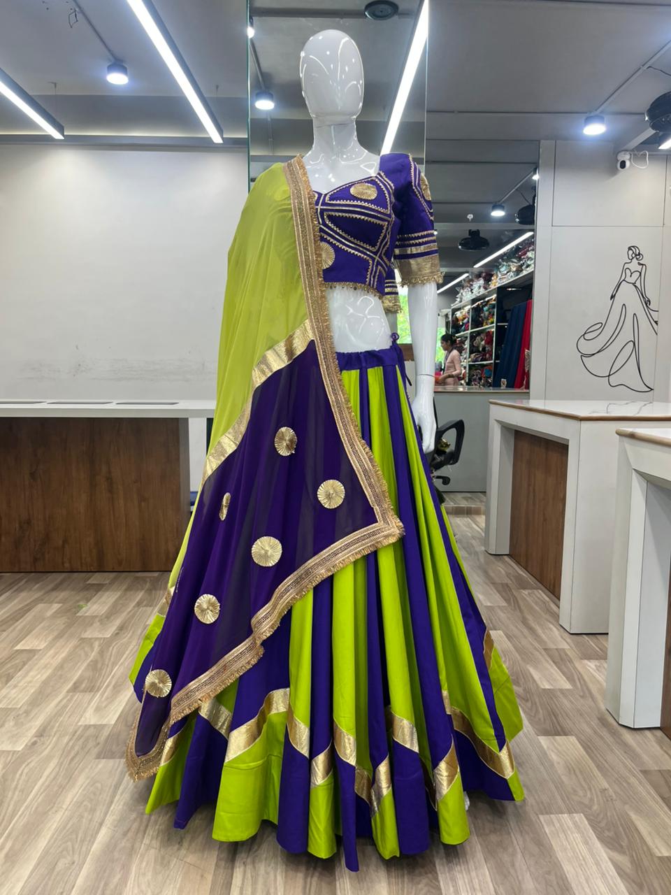Aangi Set