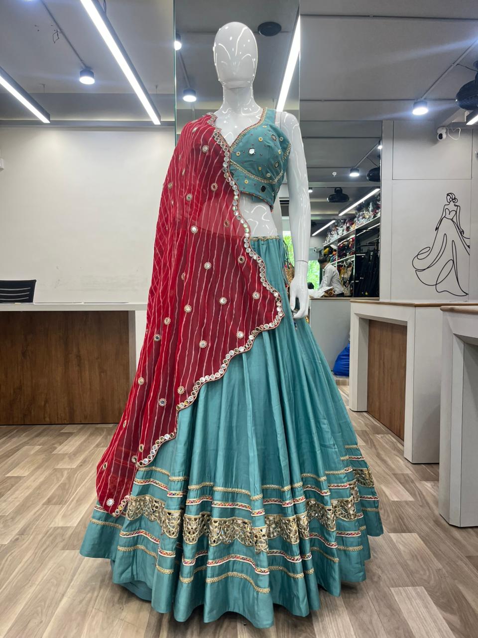 Mahi Mirror Chaniya choli
