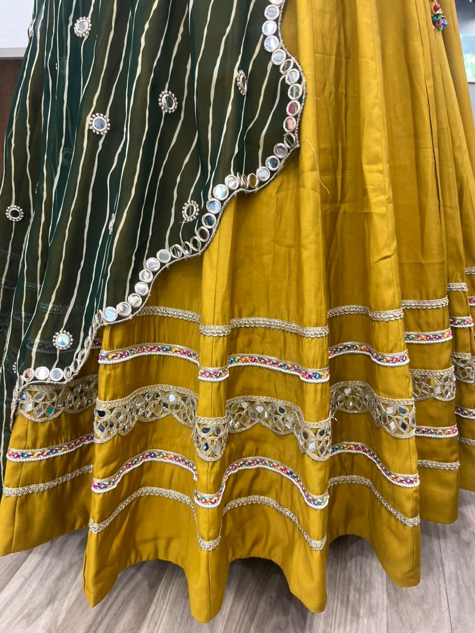 Mahi Mirror Chaniya choli