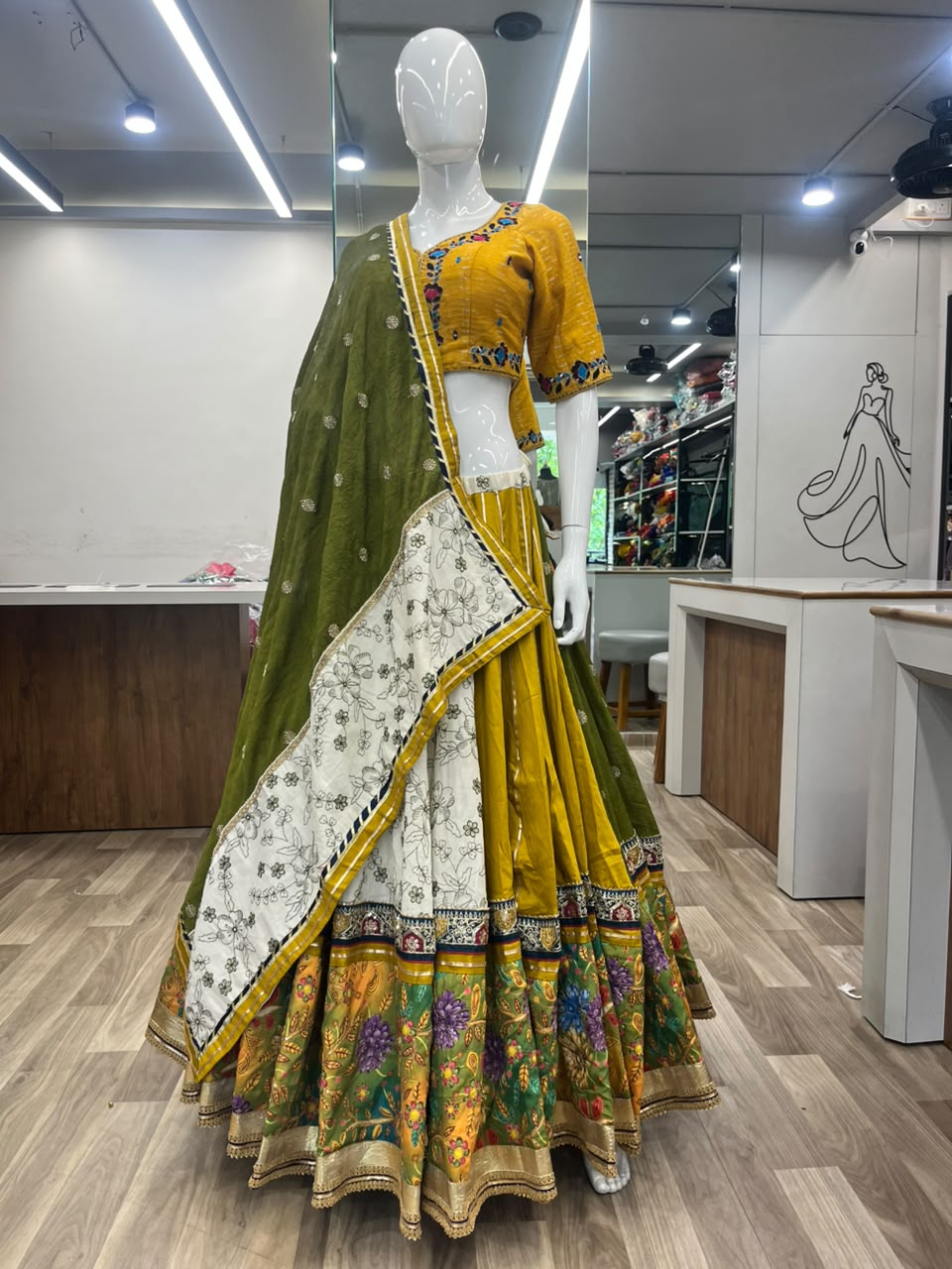 Yashvi Chaniya Choli