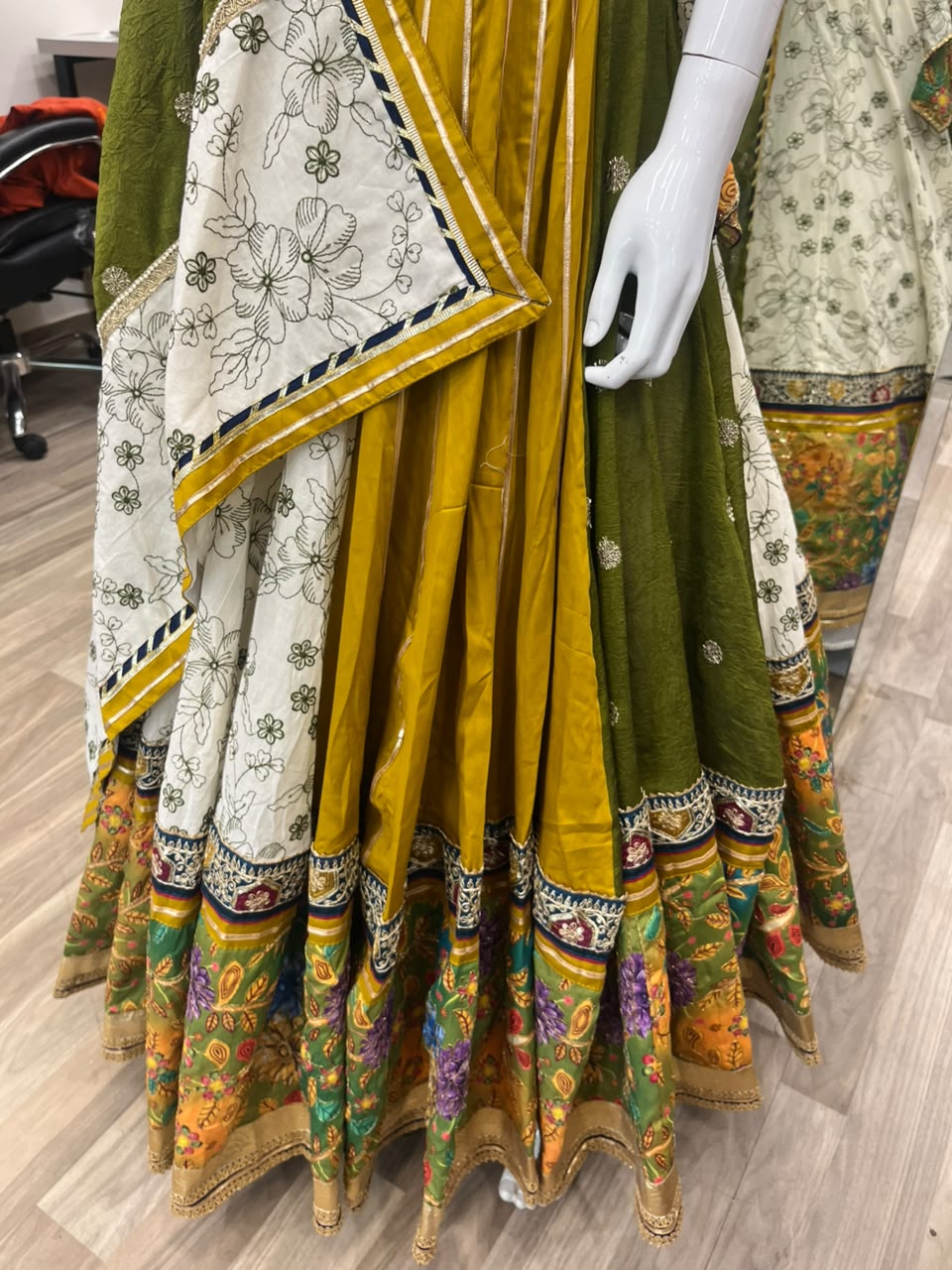 Yashvi Chaniya Choli