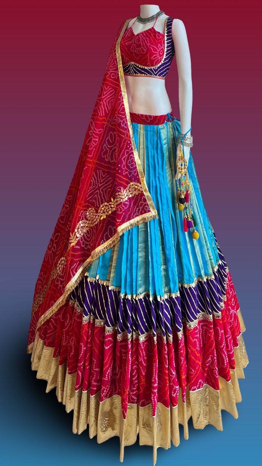 Bandhni Raas Chaniya Choli