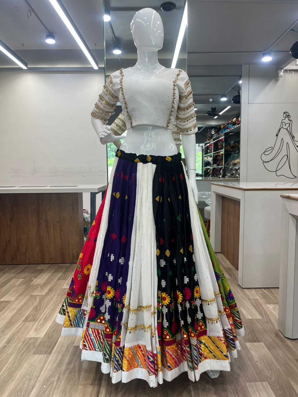 Janvi Pair Chaniya Choli