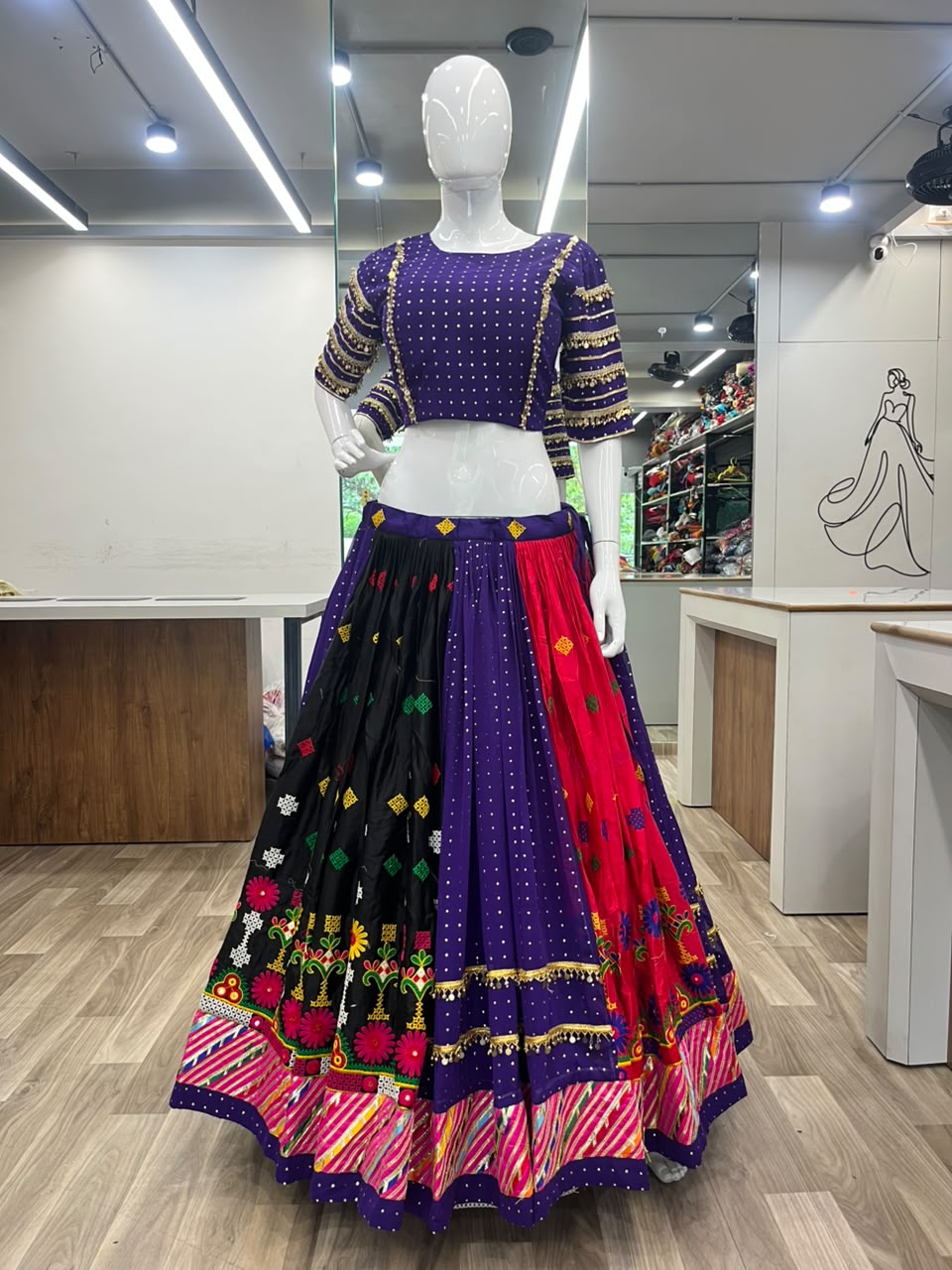 Janvi Pair Chaniya Choli