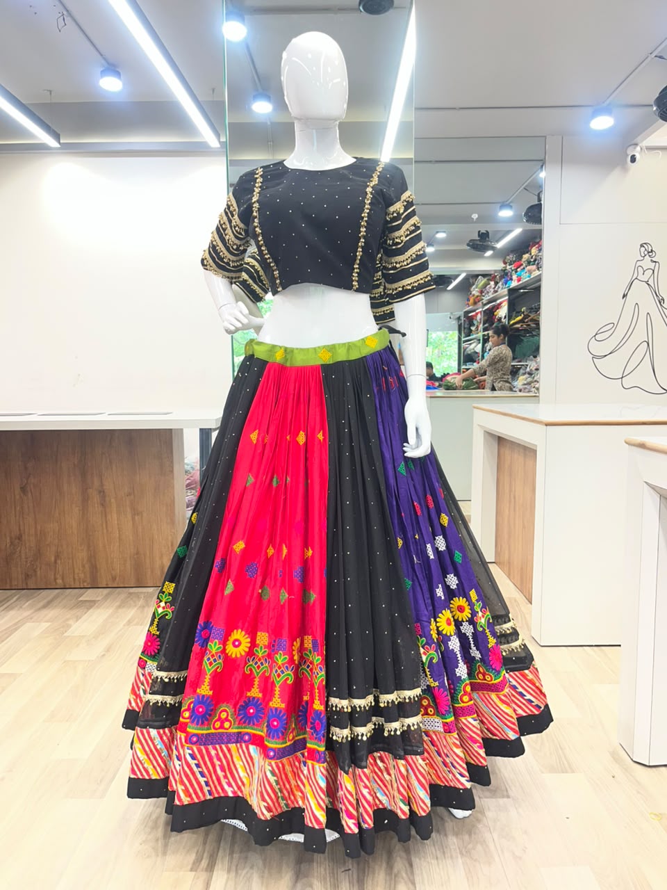 Janvi Pair Chaniya Choli