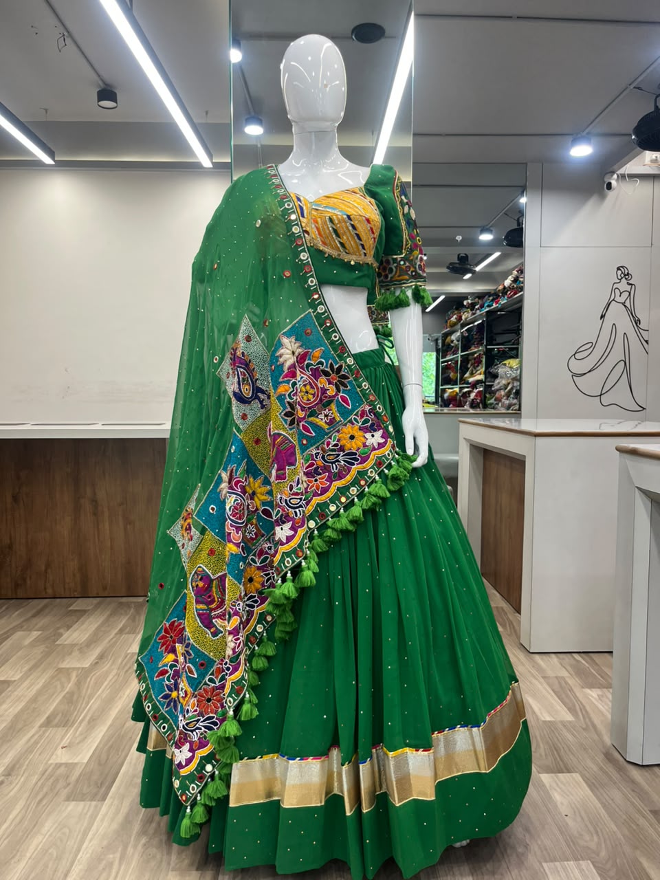 Mukesh work Chaniya Choli