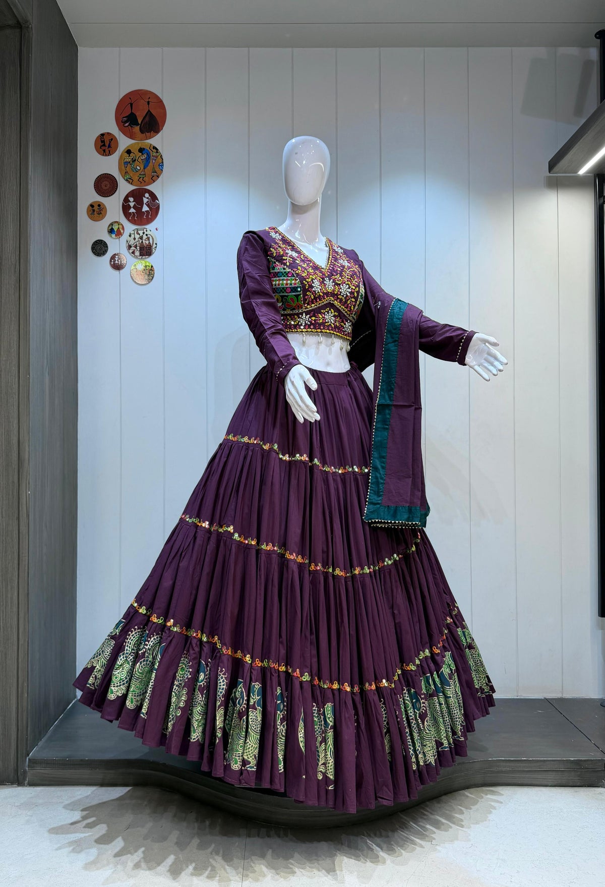 Pankhudi Chaniya Choli