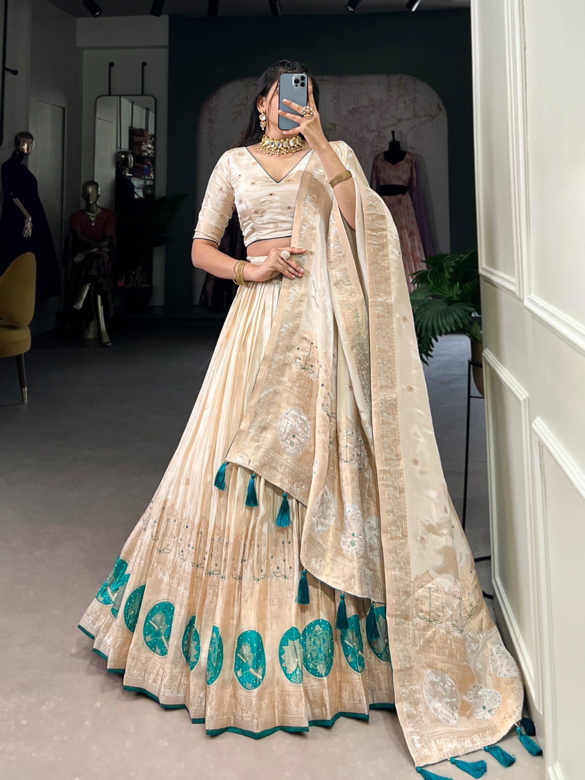Shimmer 3 pc Lehenga choli set