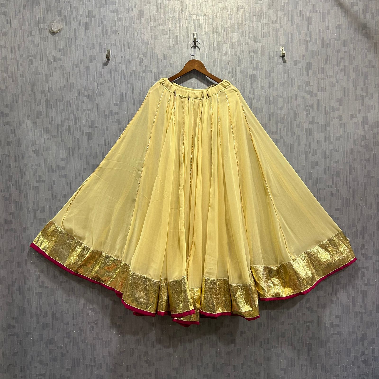Georgetee 6inch lumpy ghaghra