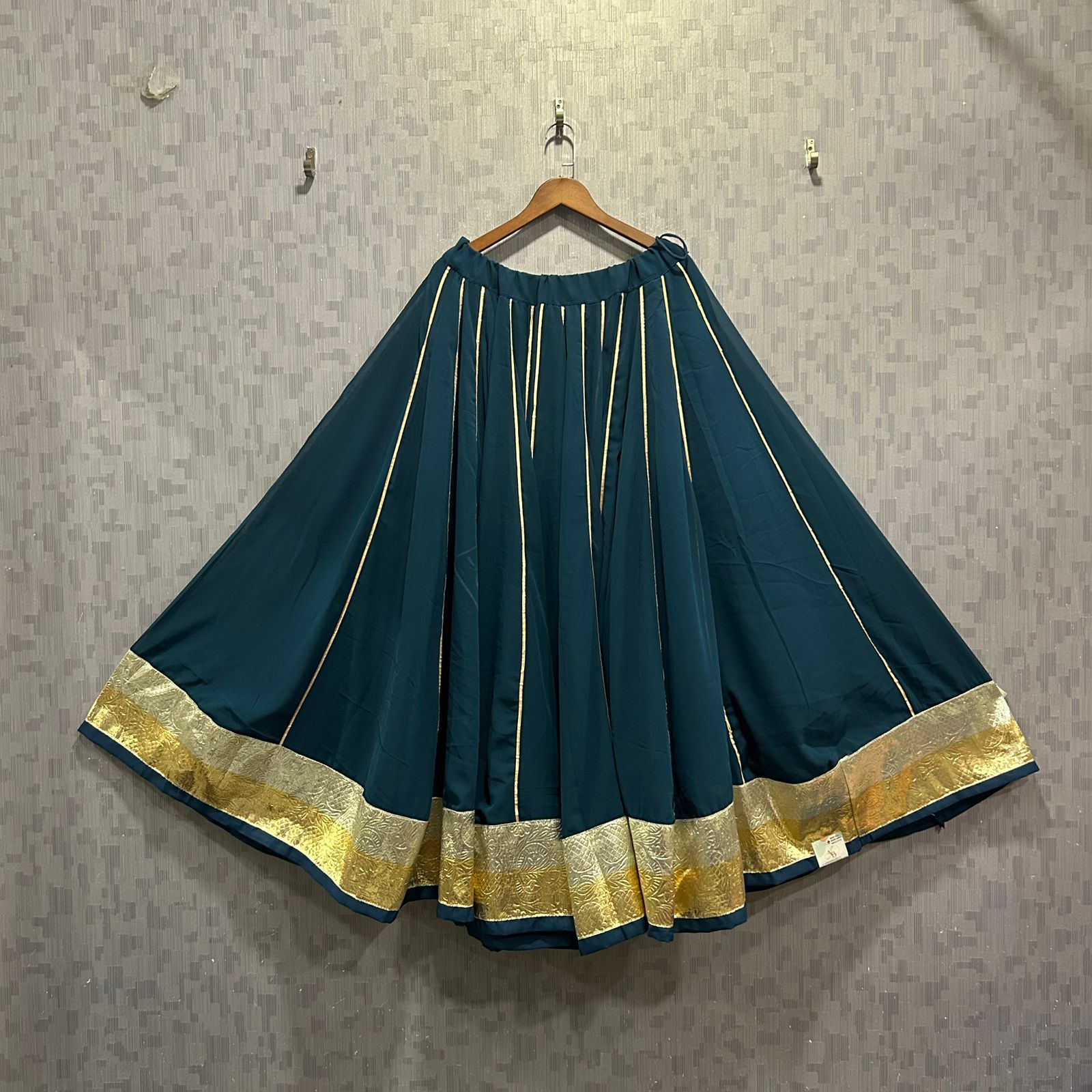 Georgetee 6inch lumpy ghaghra