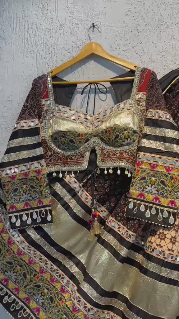 Traditional Kutchi-Style Chaniya Choli