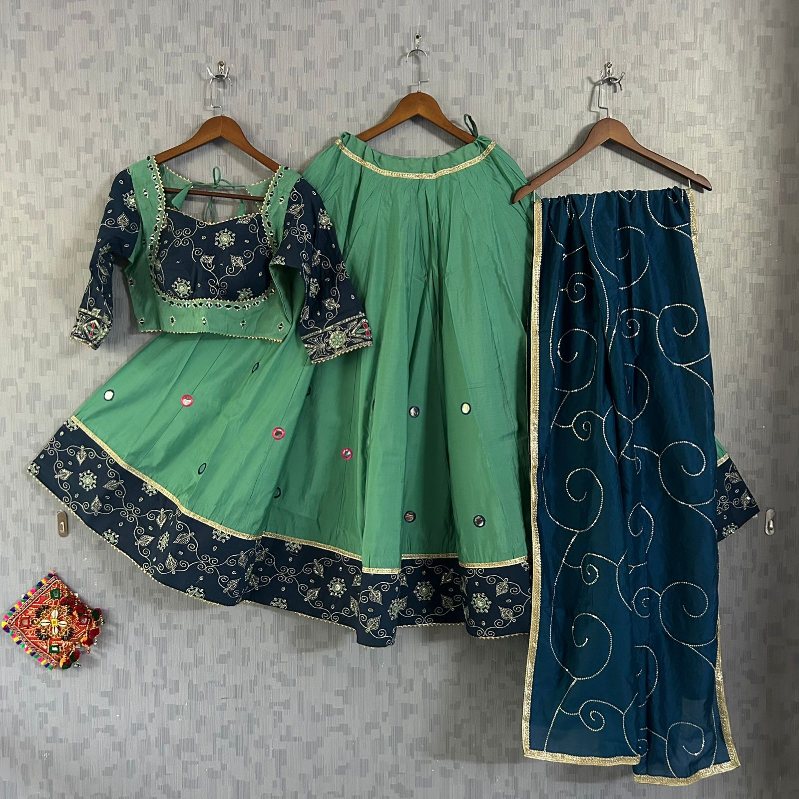 Foil pair